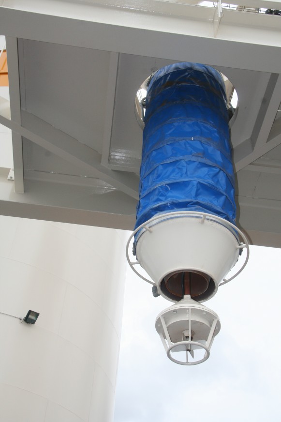 MCC Loading Spout